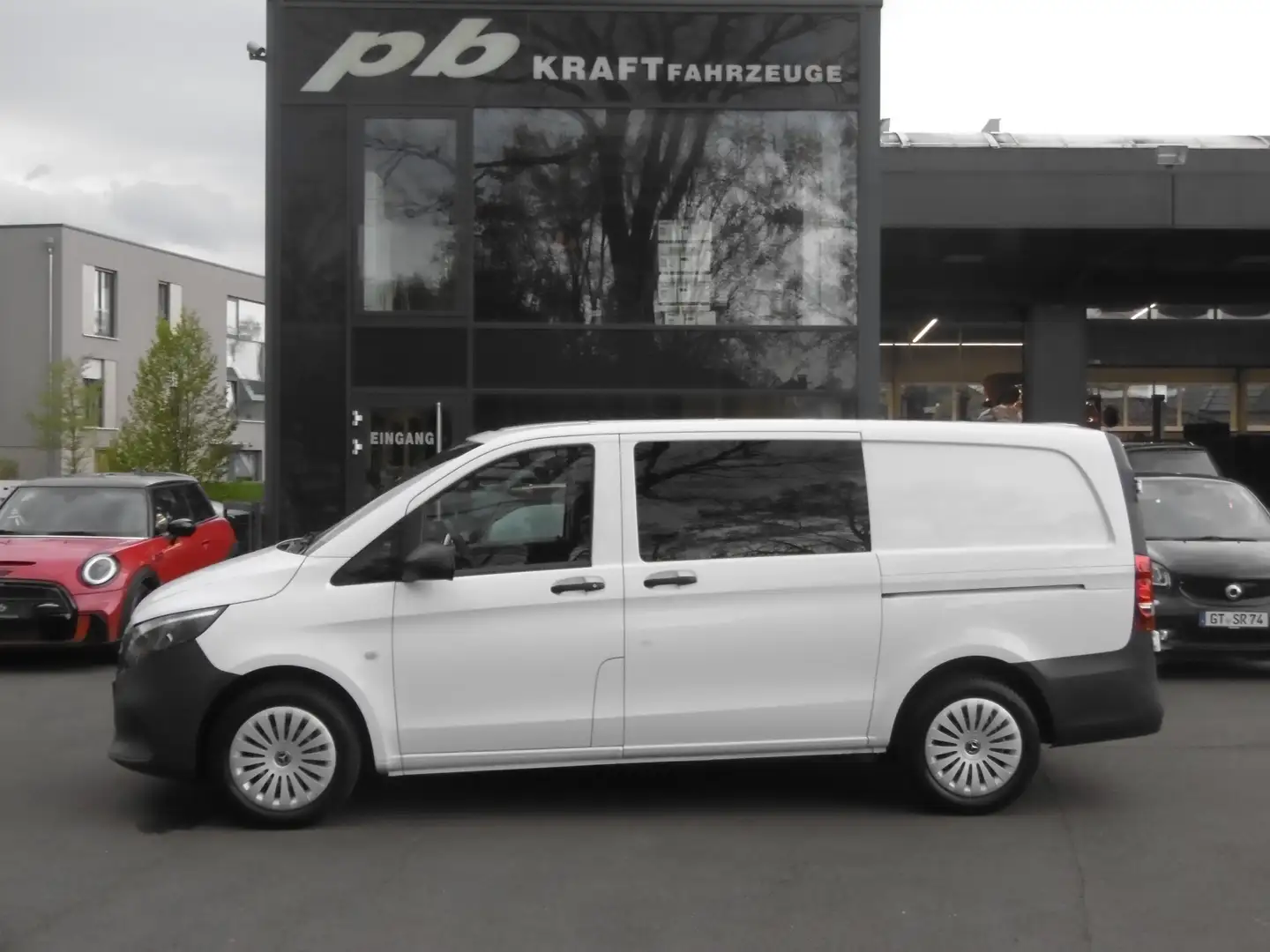 Mercedes-Benz Vito 116 CDI AHK 2x Schiebetür Allwetter Kamera Weiß - 1