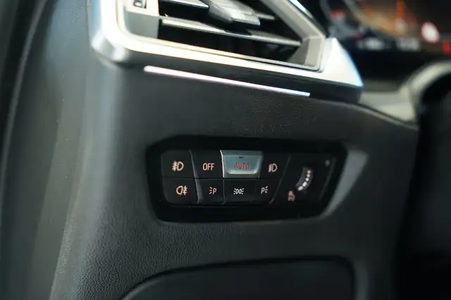 BMW 3 Series view 28