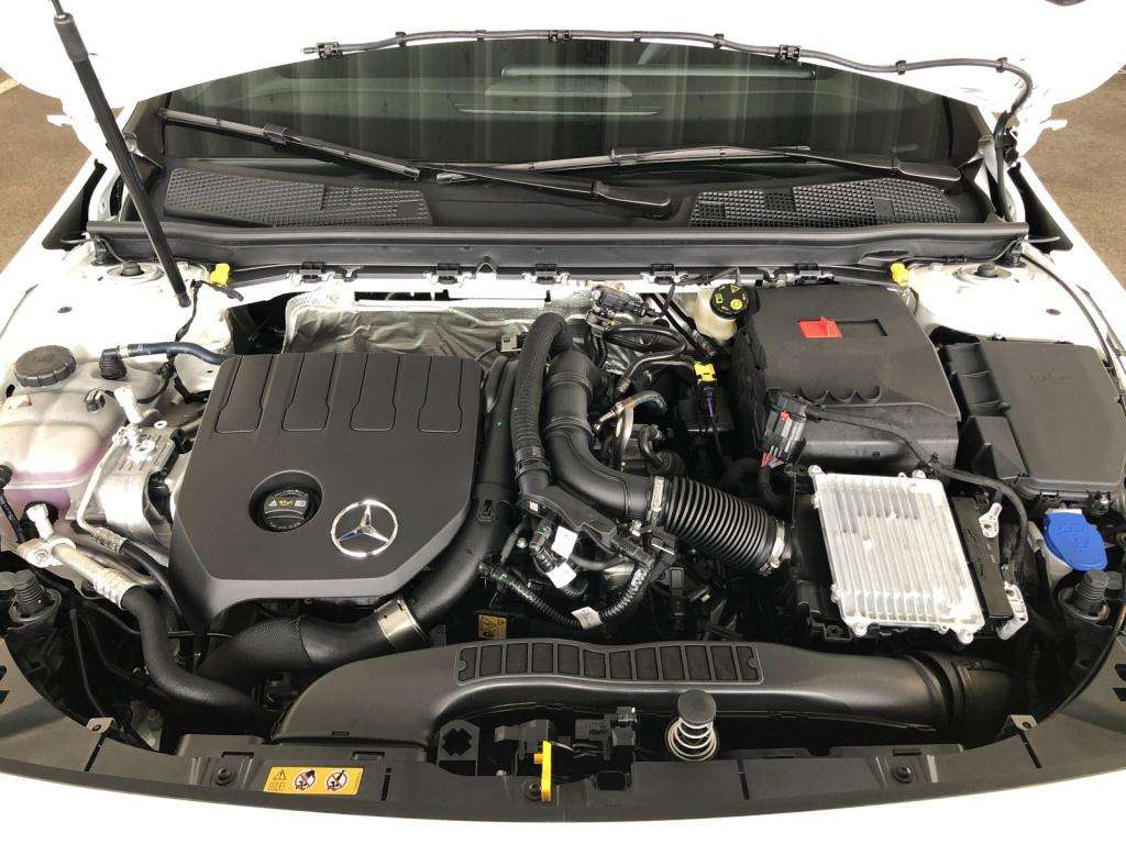 Mercedes-Benz A 180