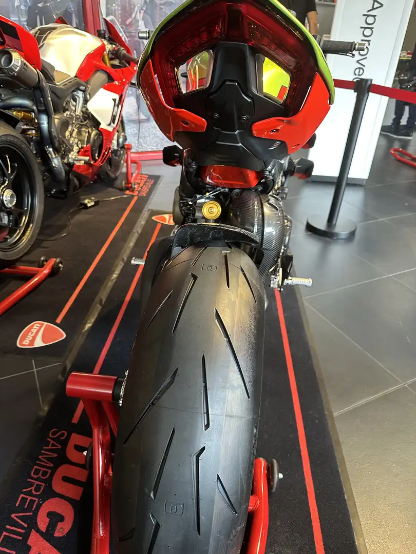 Ducati Panigale V4 R Equipement Racing Akropovic full option - 1