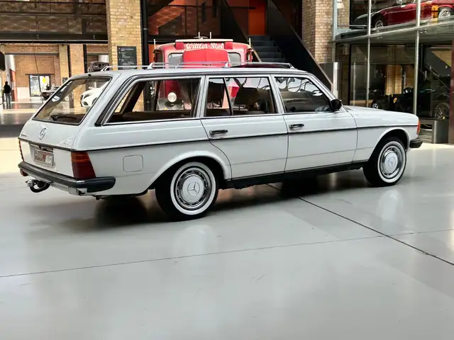 Mercedes-Benz 200 T - Facelift, aus 2.Hand seit 1998!