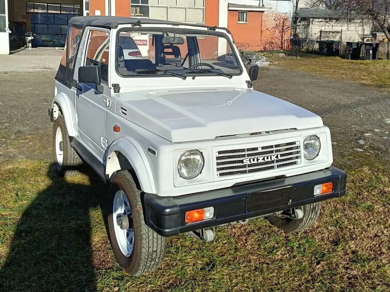 Suzuki SJ 413 SJ Cabrio P.L. 1.3 413 W De Luxe, foto 2