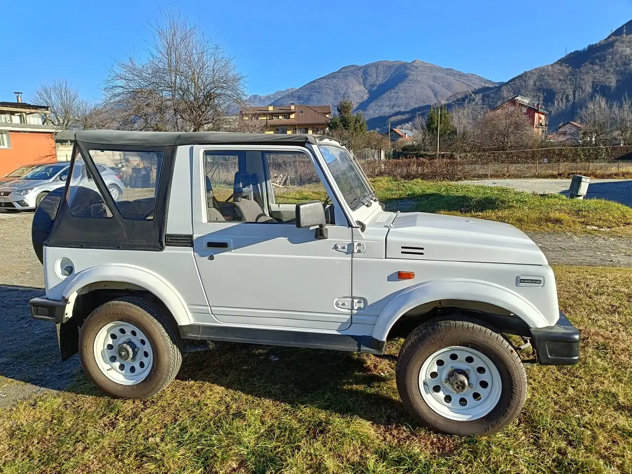 Suzuki SJ 413 SJ Cabrio P.L. 1.3 413 W De Luxe, foto 3