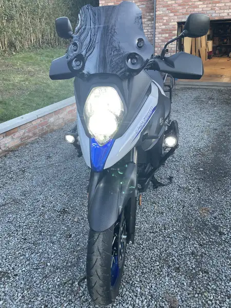 Suzuki V-Strom 650 - foto 8