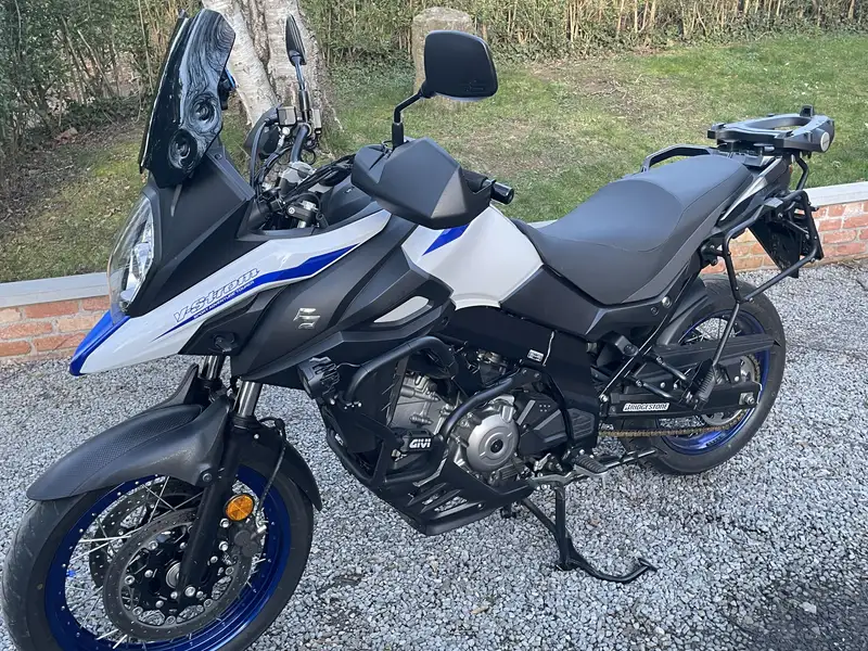 Suzuki V-Strom 650 - foto 2