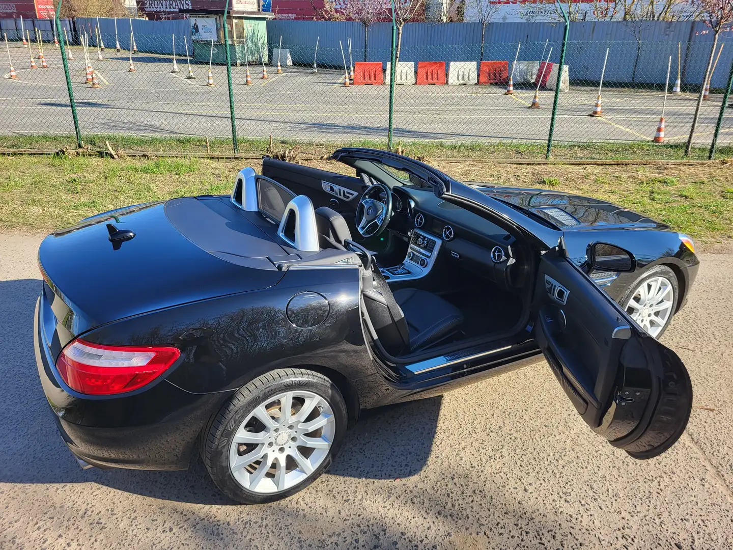Mercedes-Benz SLK 300 SLK 300 9G-TRONIC Schwarz - 2