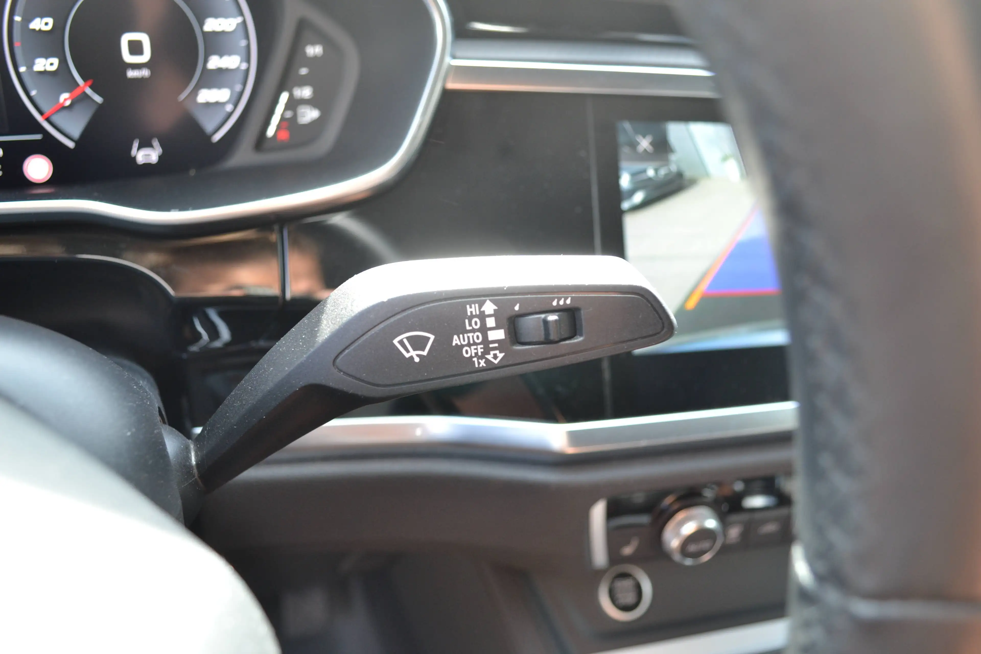 Audi Q3 S-LINE/LED/ALCANTARA — photo 15