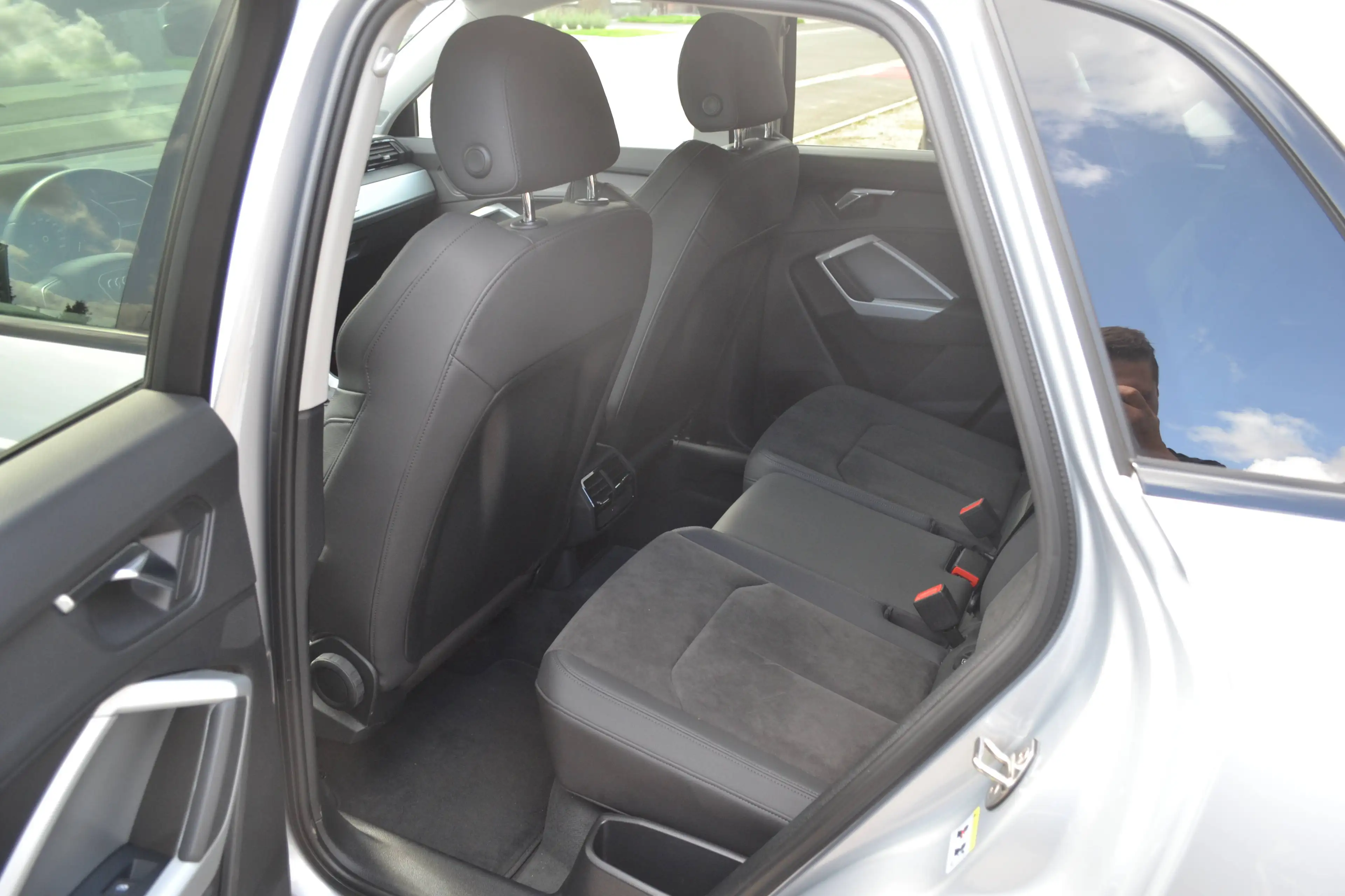 Audi Q3 S-LINE/LED/ALCANTARA — photo 24
