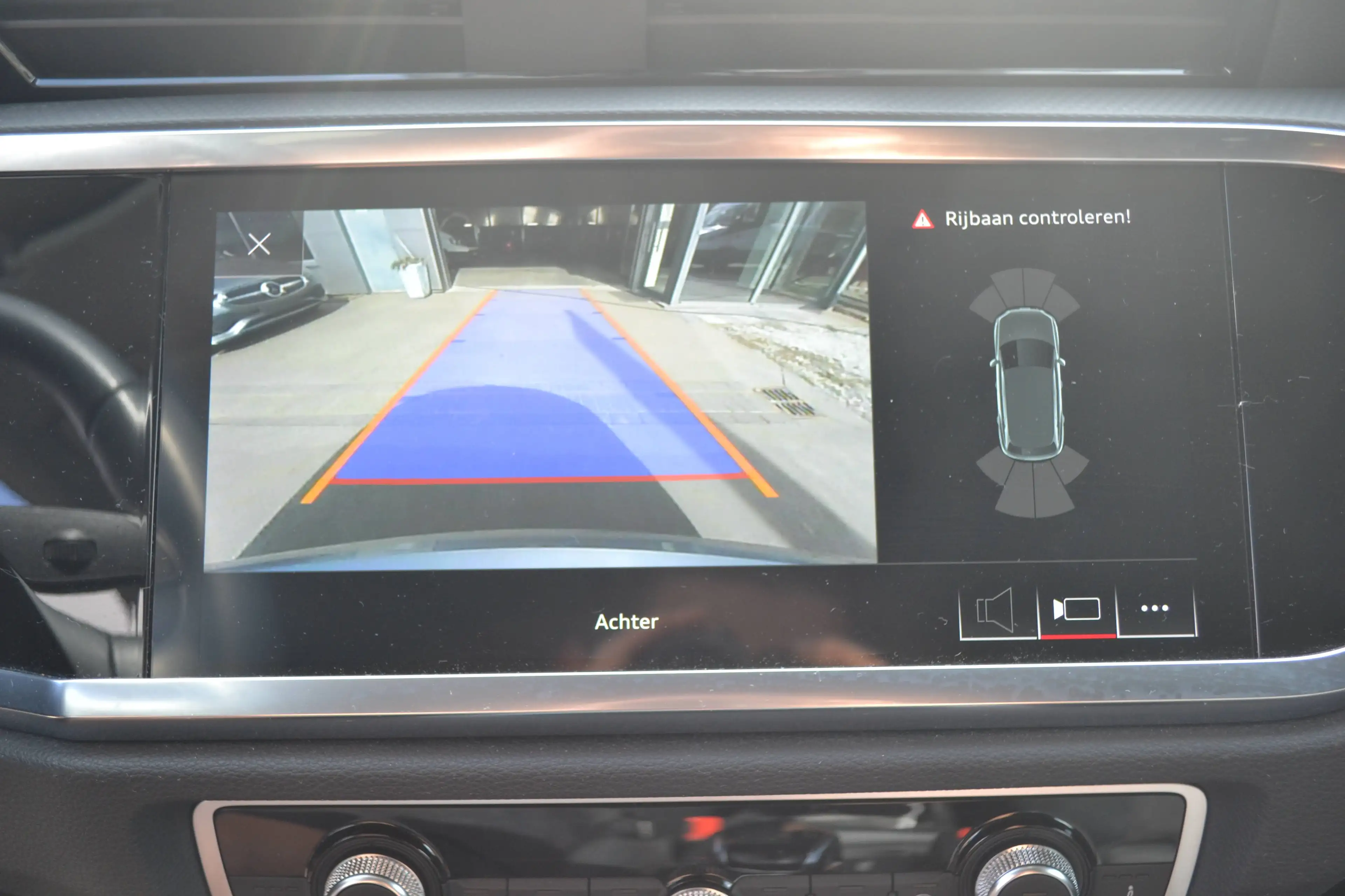 Audi Q3 S-LINE/LED/ALCANTARA — photo 16