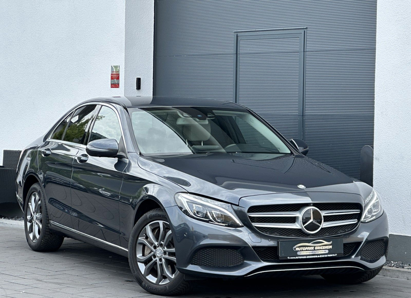 Mercedes-Benz C 400 4Matic Lim*AVANTGARDE*SPUR*MEMORY*ACC*360°