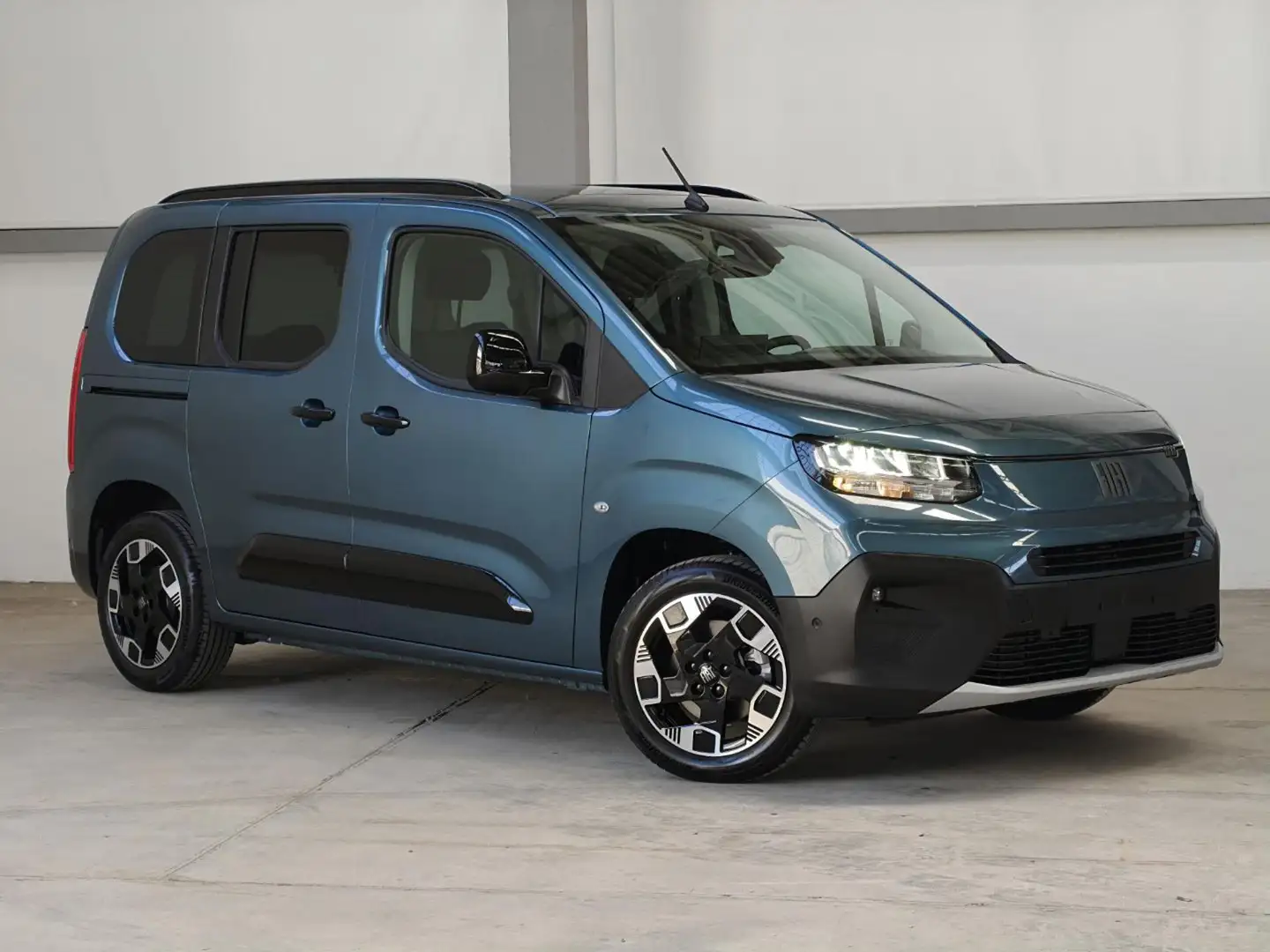 Fiat Doblo Doblò 1.5 BlueHdi 100 CV PC Magic Top Blu/Azzurro - 1