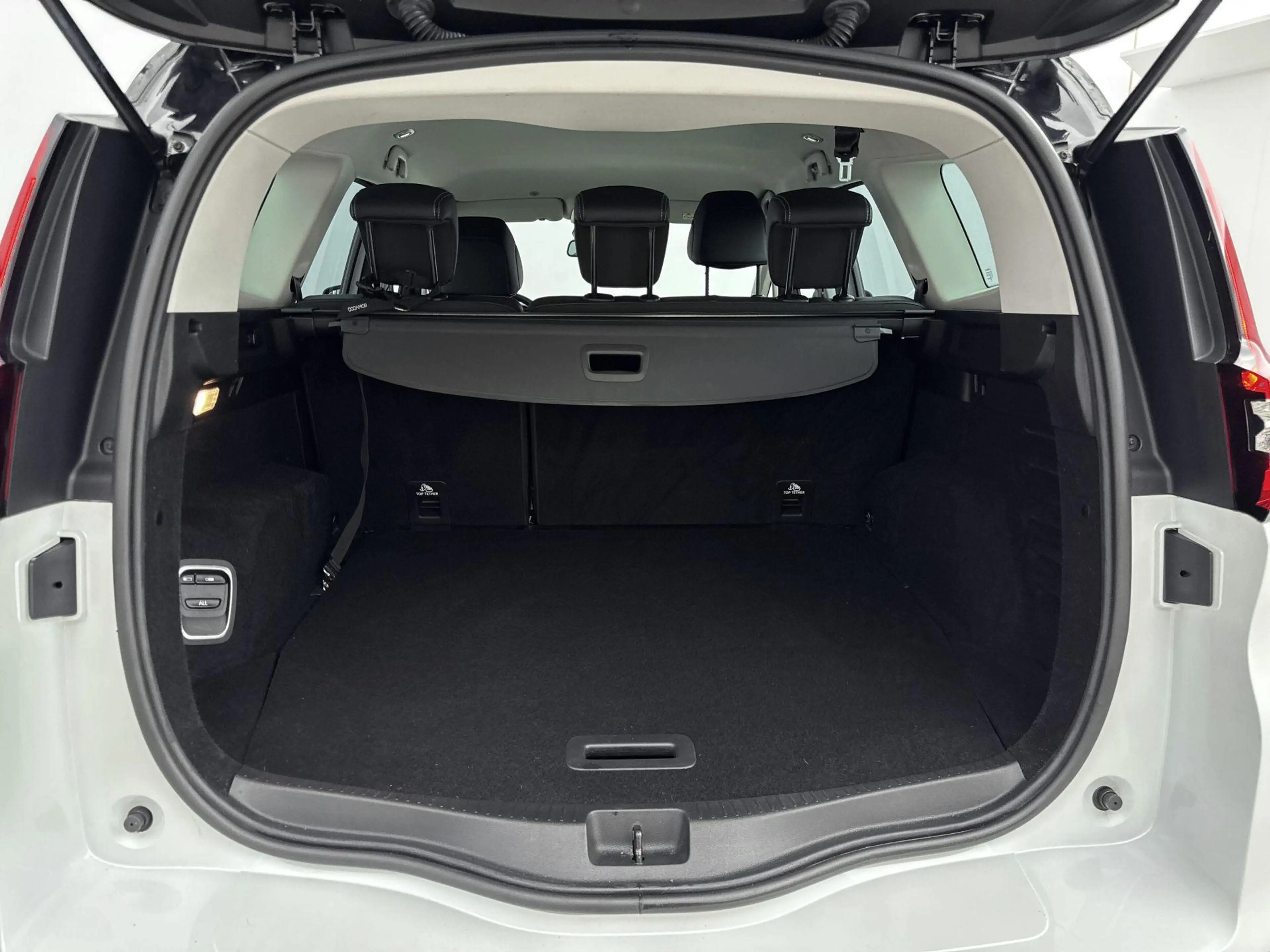Renault Grand Scenic 1.3 TCe 140Pk Intens | Stoelverwarming & Massage | — photo 15