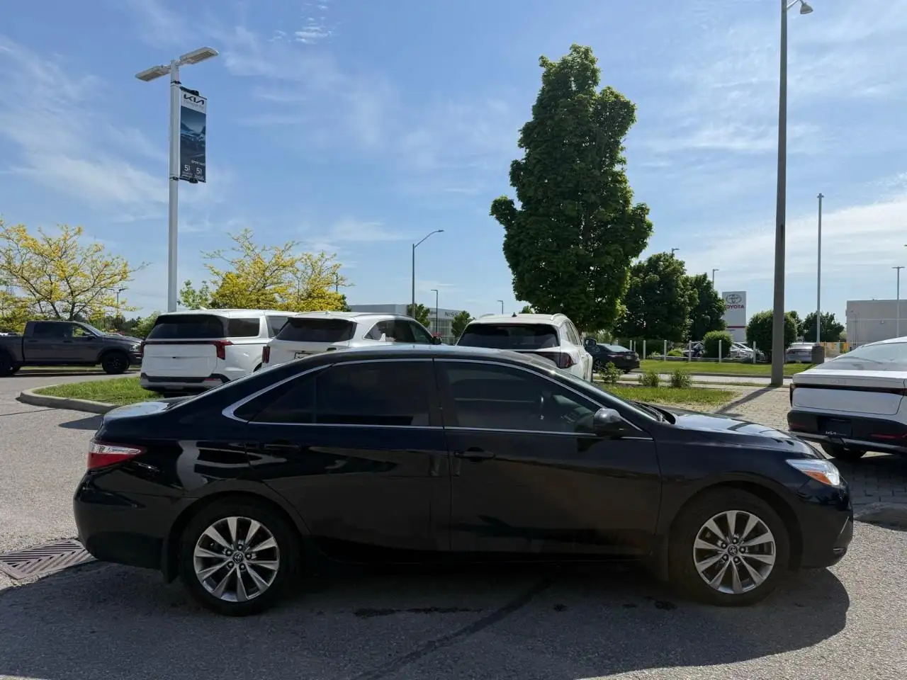 Toyota Camry снимка Toyota Camry