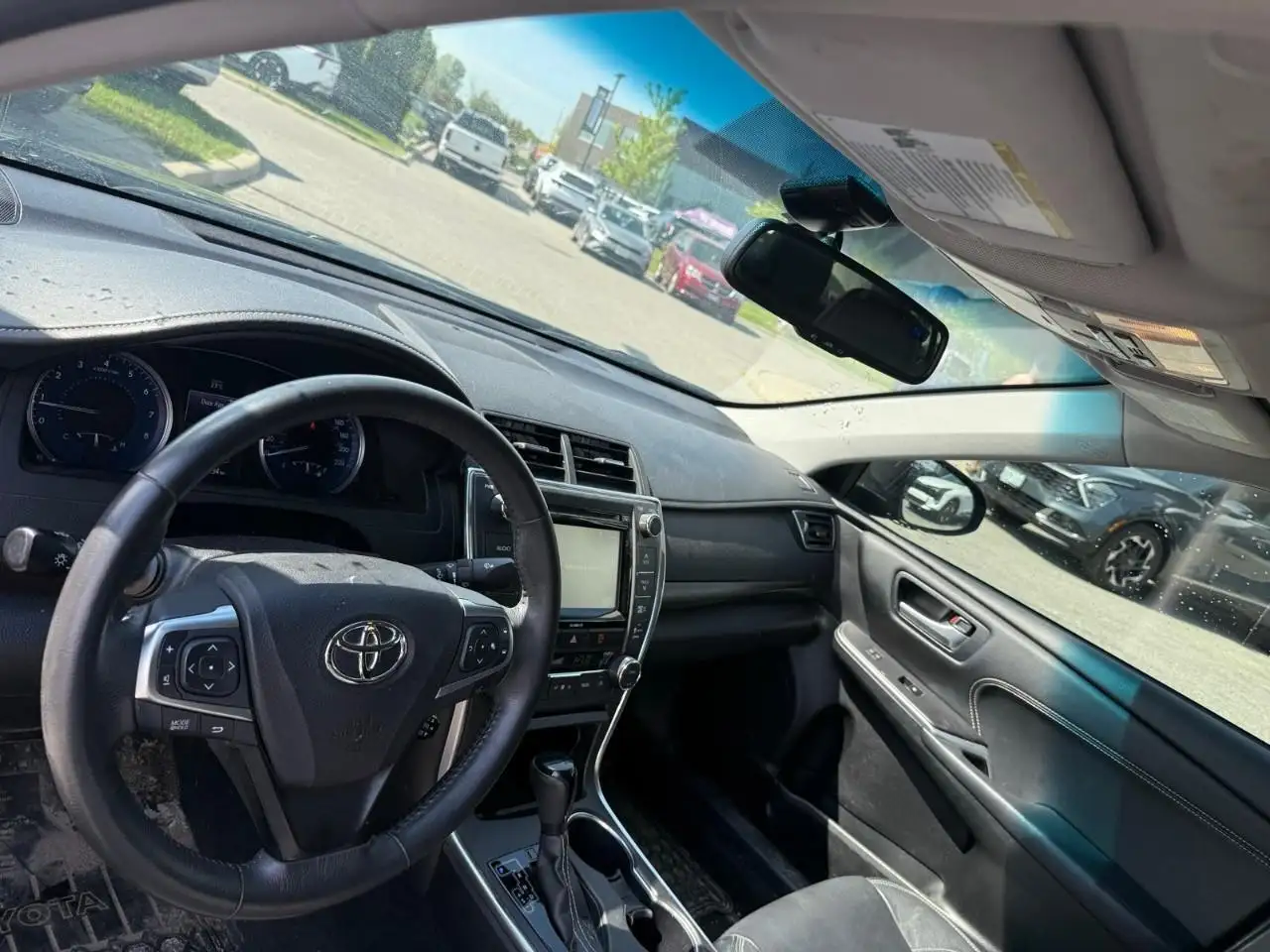 Toyota Camry снимка Toyota Camry