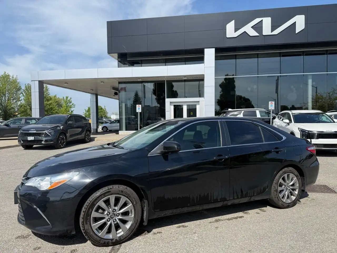 Toyota Camry снимка Toyota Camry