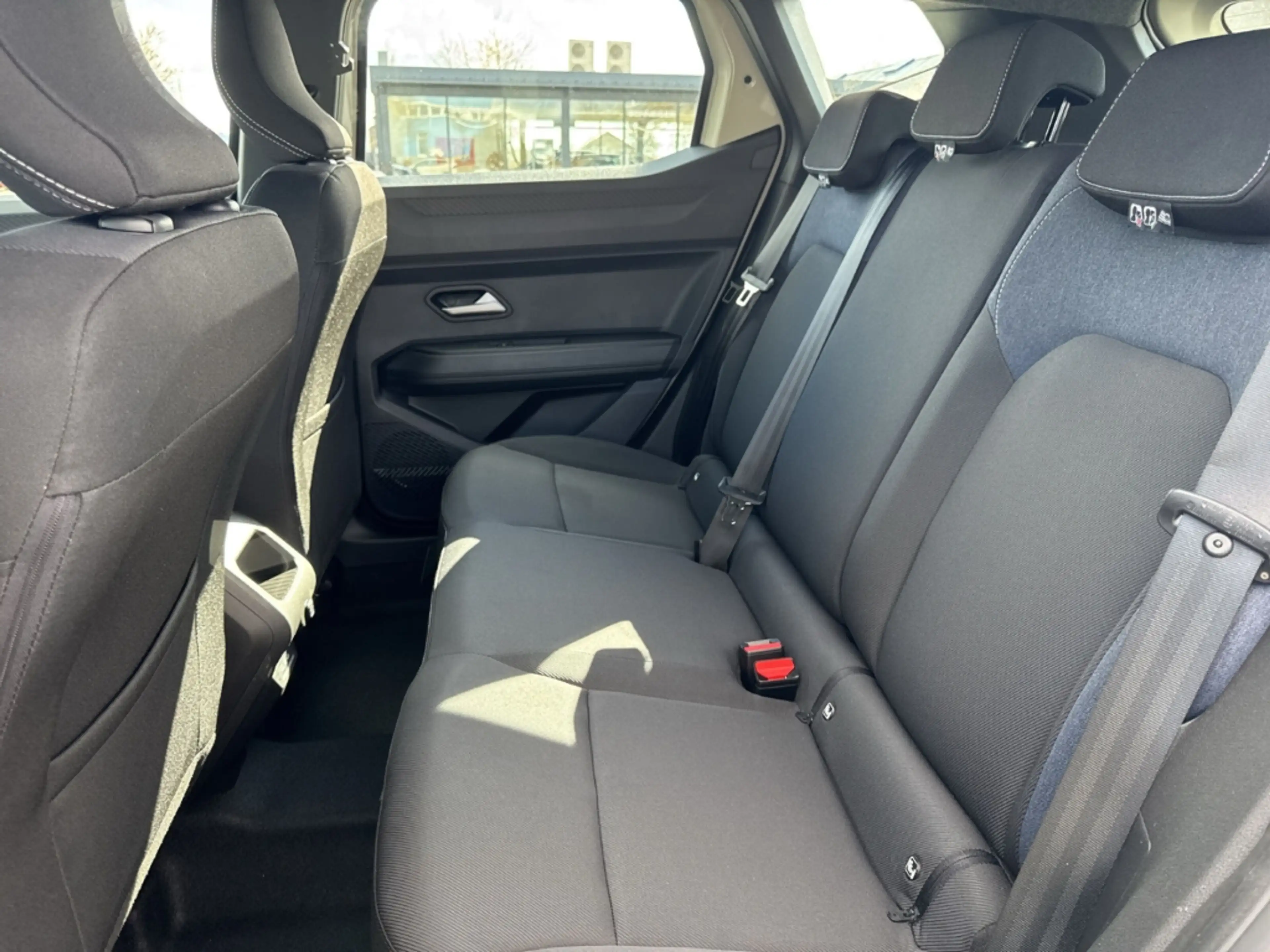 Dacia Duster EXPRESSION ECO-G 120 AUTO Expression SHZ+PDC+KAMER — photo 11