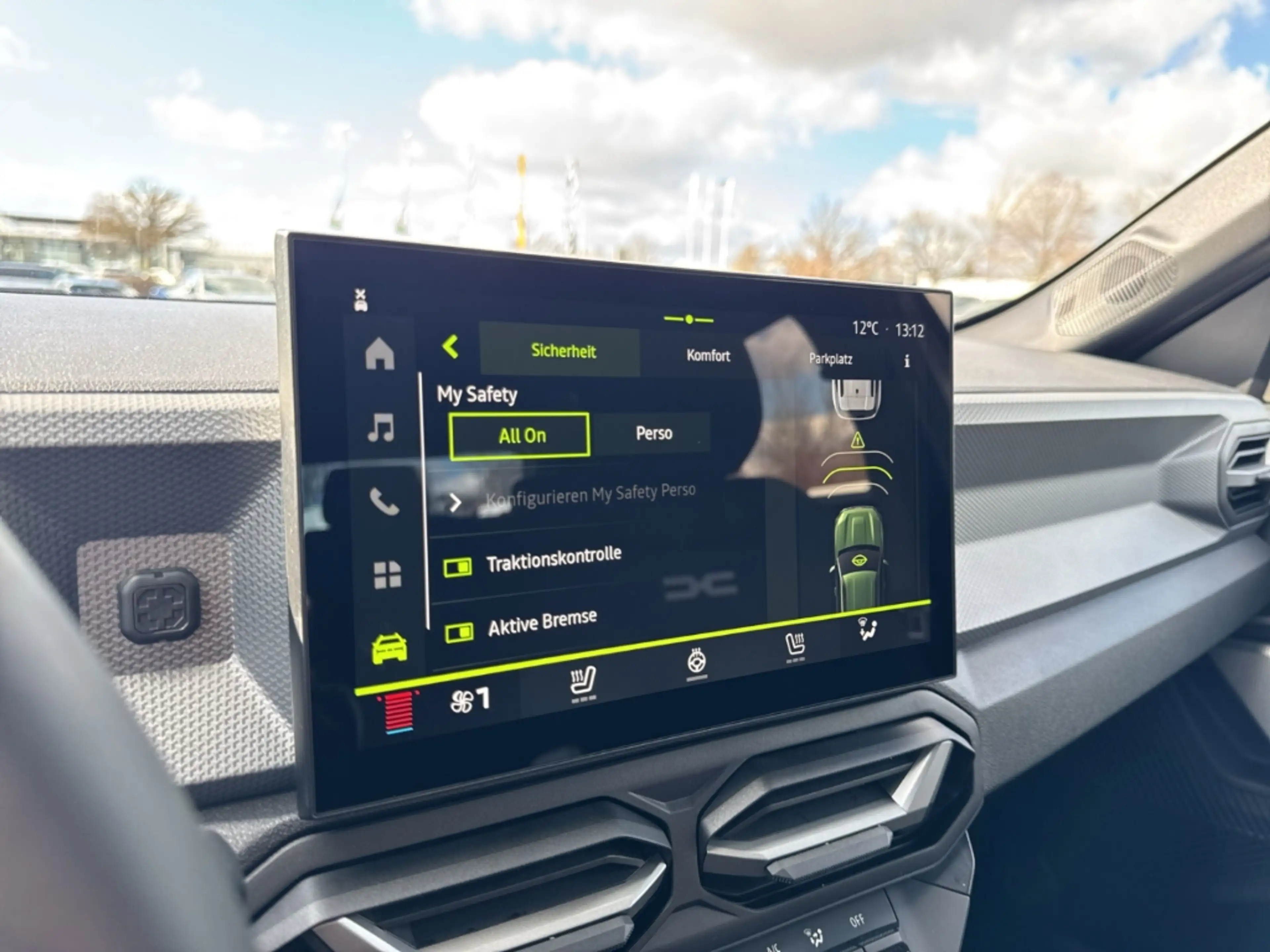 Dacia Duster EXPRESSION ECO-G 120 AUTO Expression SHZ+PDC+KAMER — photo 28