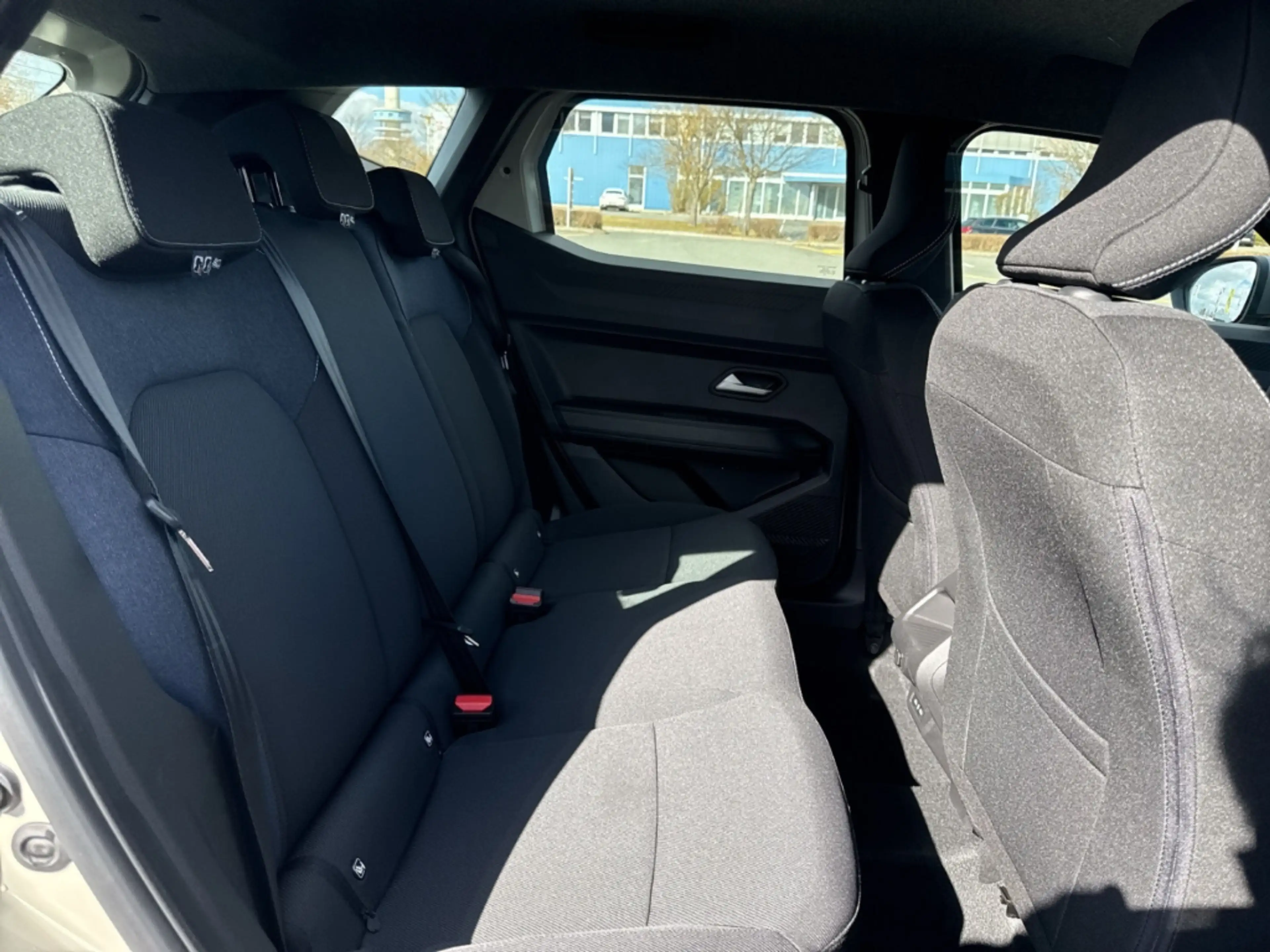 Dacia Duster EXPRESSION ECO-G 120 AUTO Expression SHZ+PDC+KAMER — photo 26