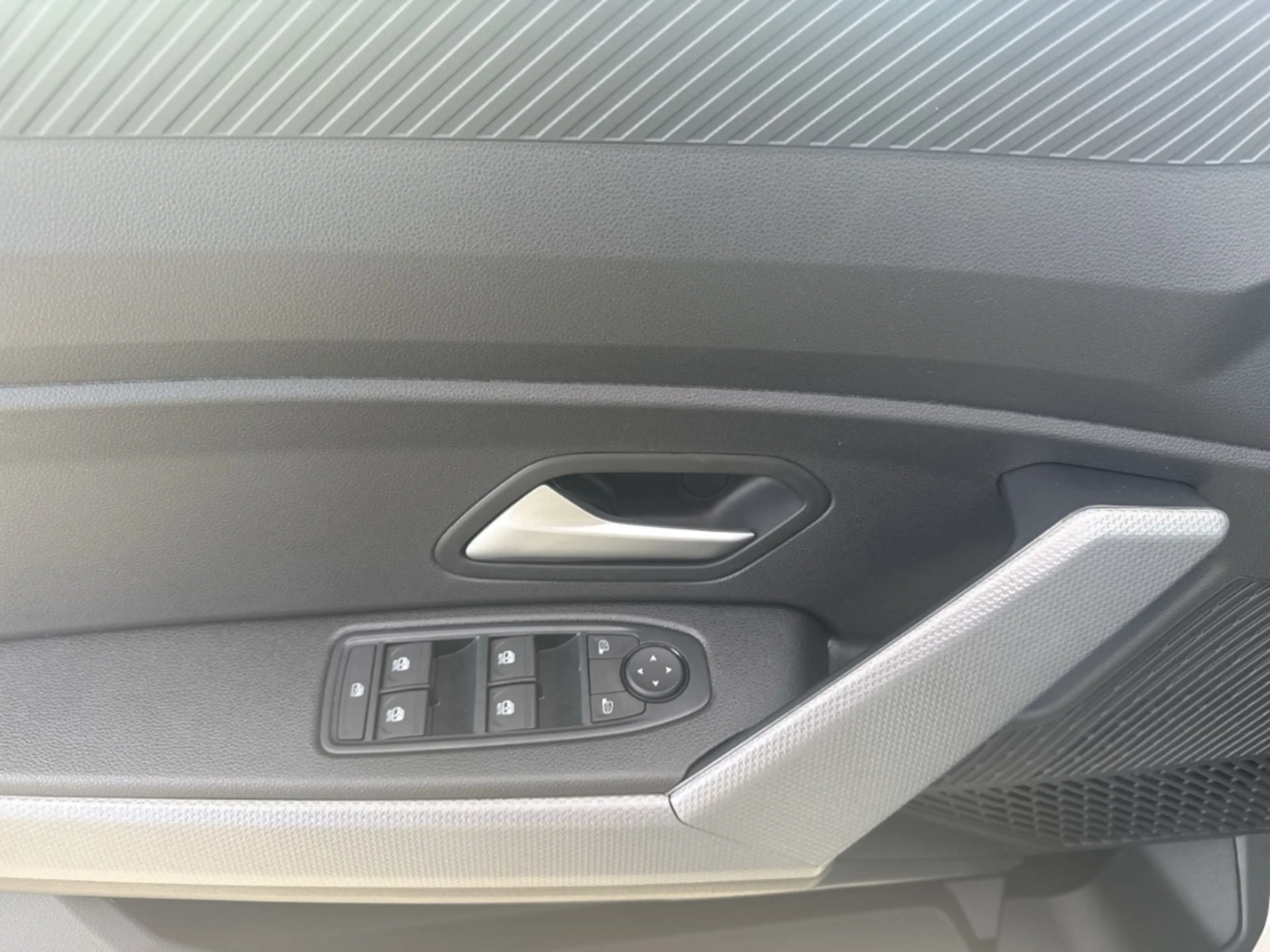 Dacia Duster EXPRESSION ECO-G 120 AUTO Expression SHZ+PDC+KAMER — photo 20