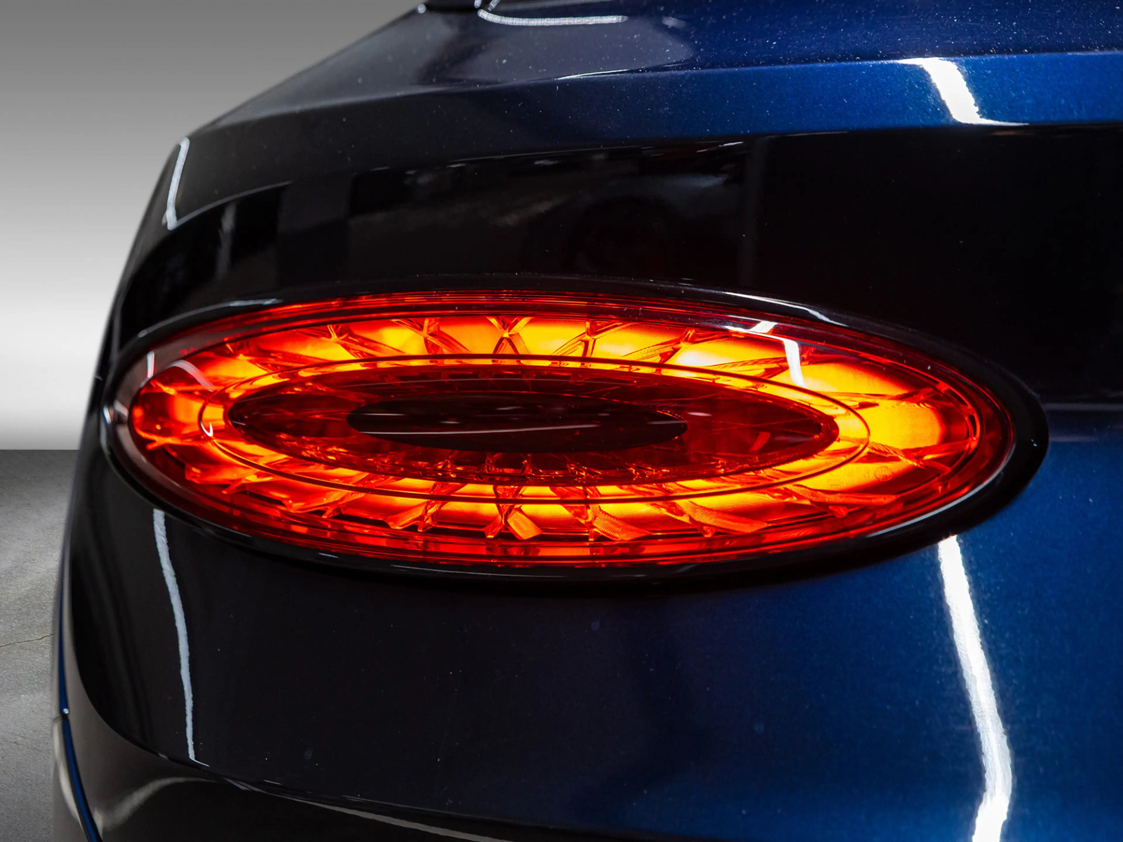 Bentley Bentayga S |Touring Spec|Carbon Styling|NAIM — photo 9