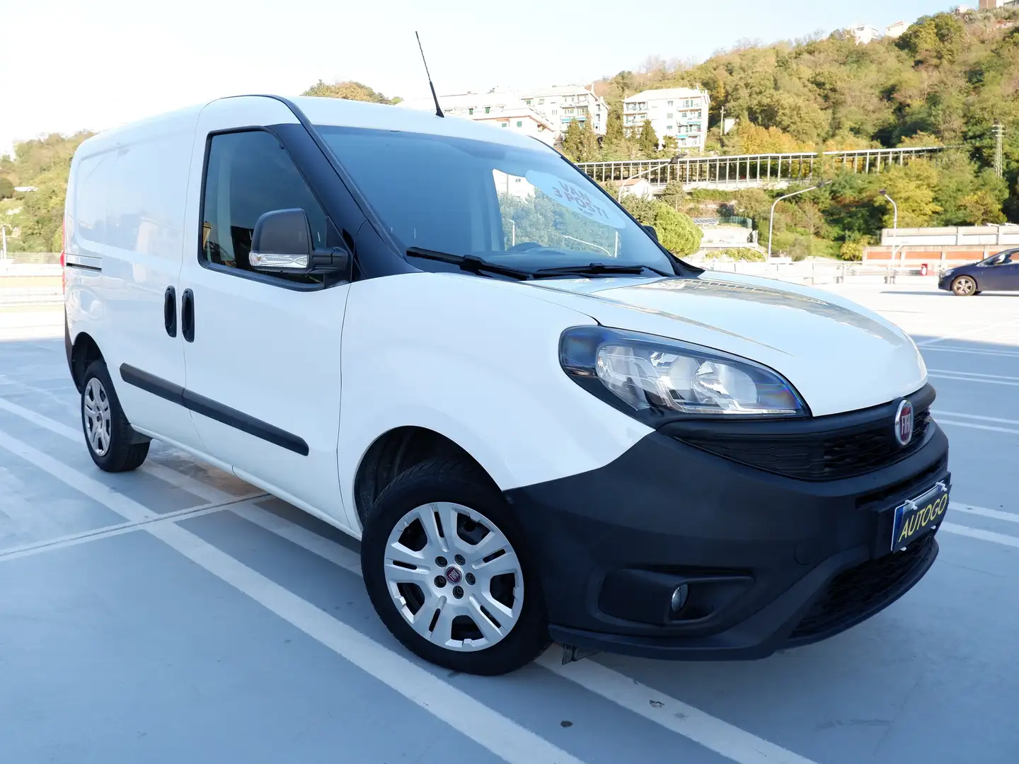 Fiat Doblo CH1 BUSINESS 1.3 Mjet 95cv E6D S&S Blanco - 1