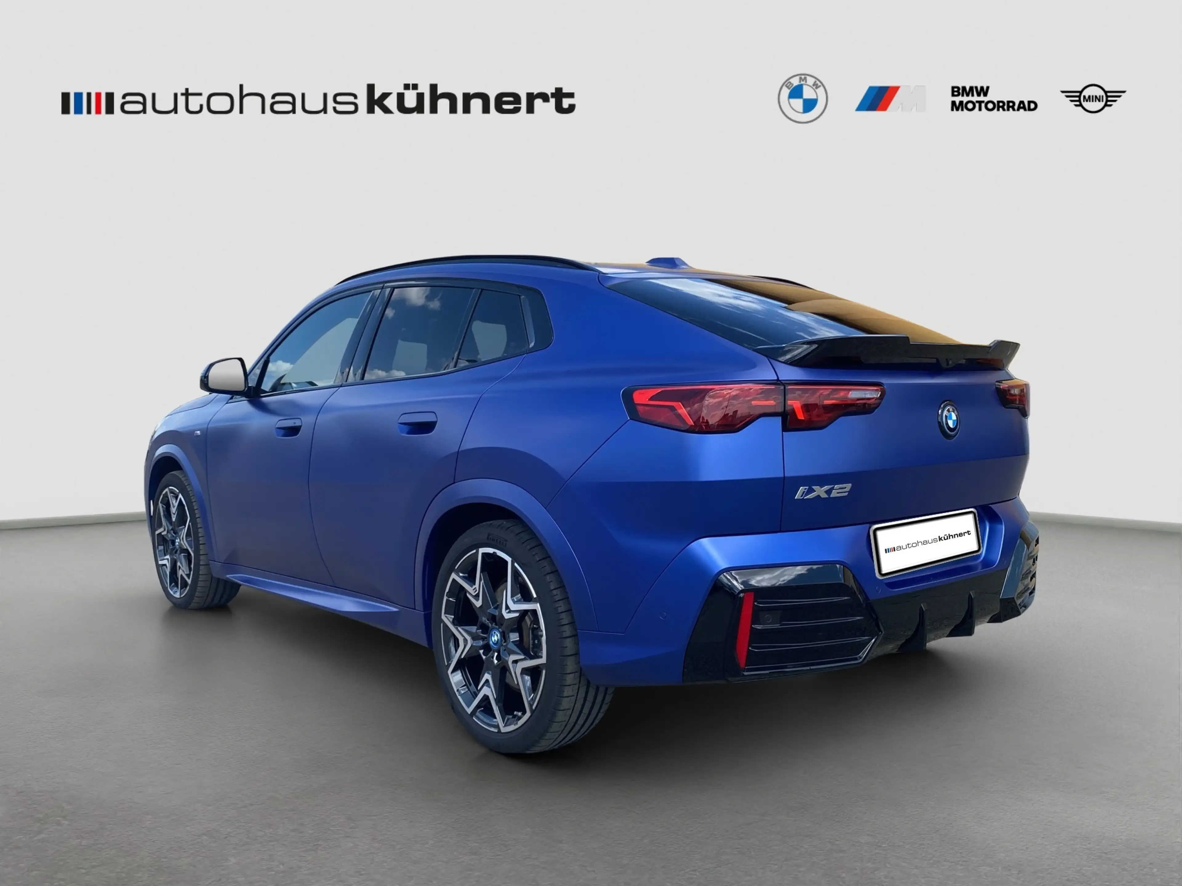 BMW iX2 xDrive 30 M-Sport PRO ACC Pano HUD H&K 360 — photo 5