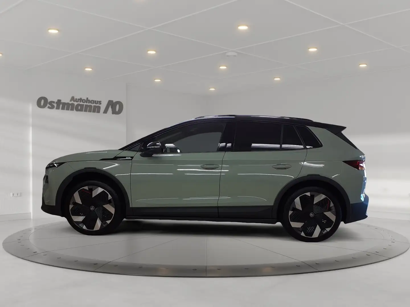 Skoda Elroq 85 HUD NAV 360 KAM SOUND Massage DCC Grün - 2