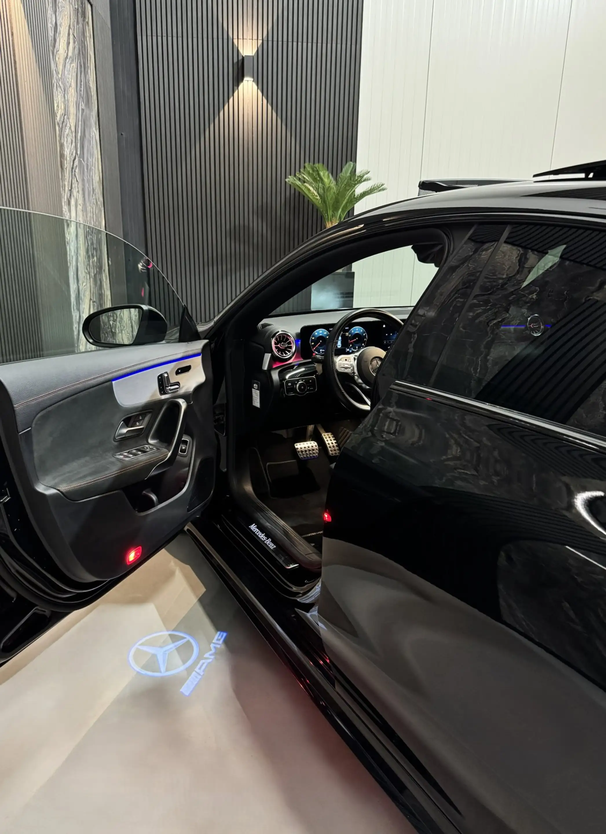 Mercedes-Benz CLA 45 AMG 200 Launch Ed PACK|PANO|SFEER|MEMORY|BOMVOL! — photo 17
