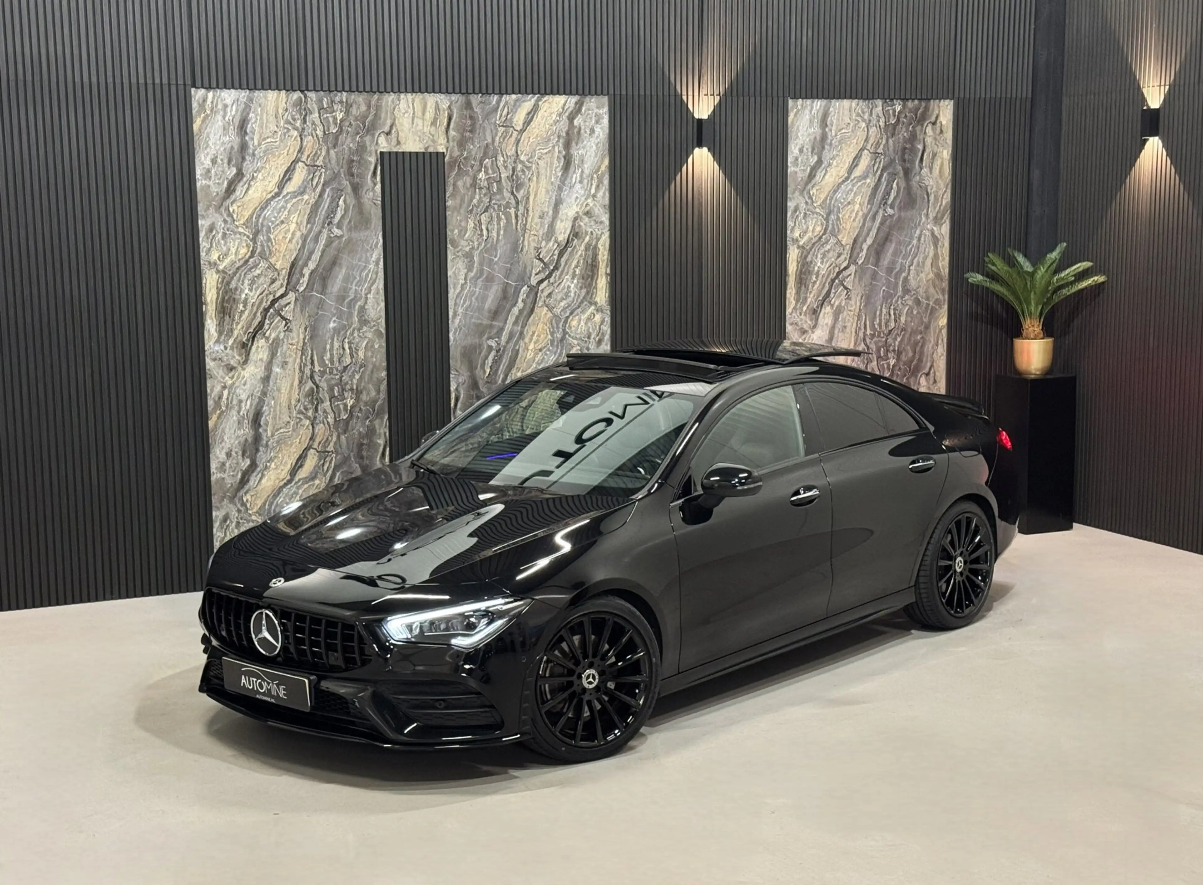 Mercedes-Benz CLA 45 AMG 200 Launch Ed PACK|PANO|SFEER|MEMORY|BOMVOL! — photo 6