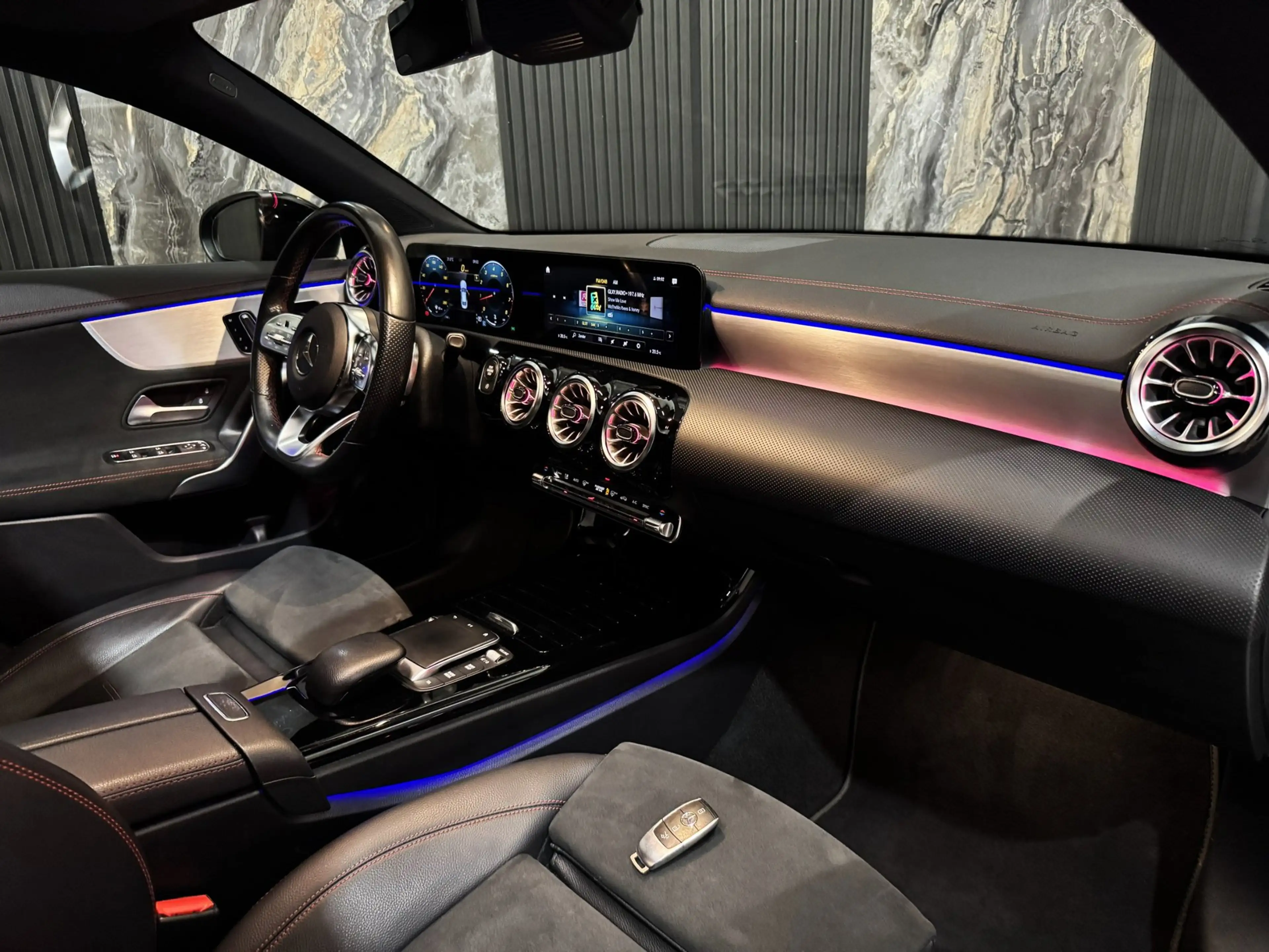 Mercedes-Benz CLA 45 AMG 200 Launch Ed PACK|PANO|SFEER|MEMORY|BOMVOL! — photo 22