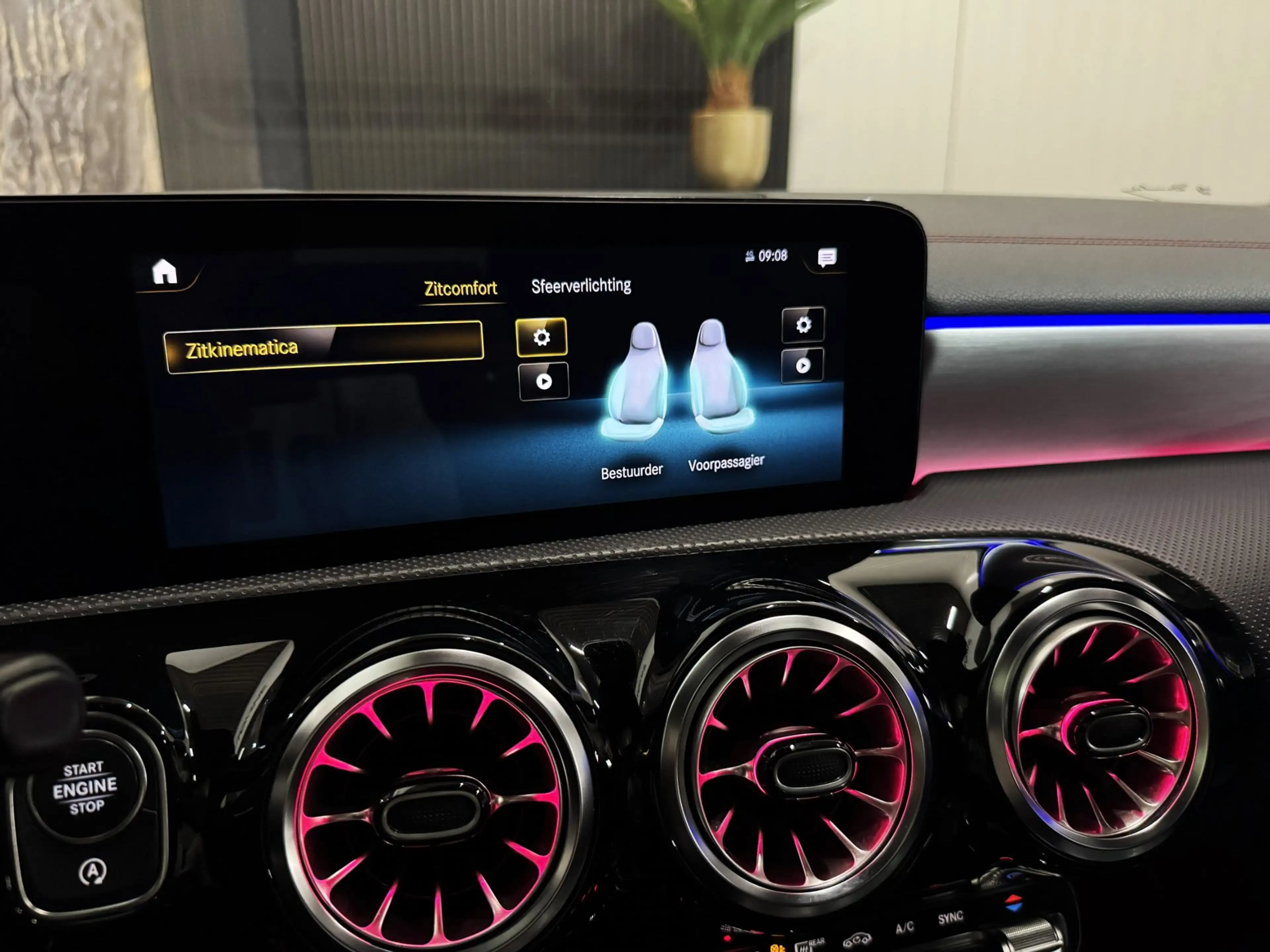 Mercedes-Benz CLA 45 AMG 200 Launch Ed PACK|PANO|SFEER|MEMORY|BOMVOL! — photo 37