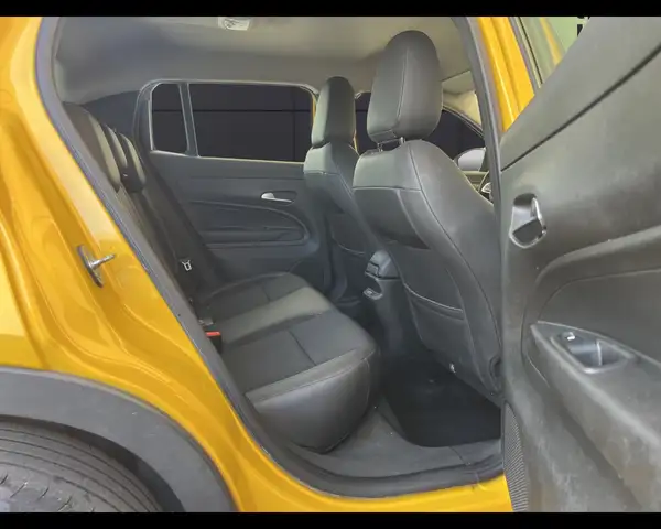 Jeep Avenger view 18