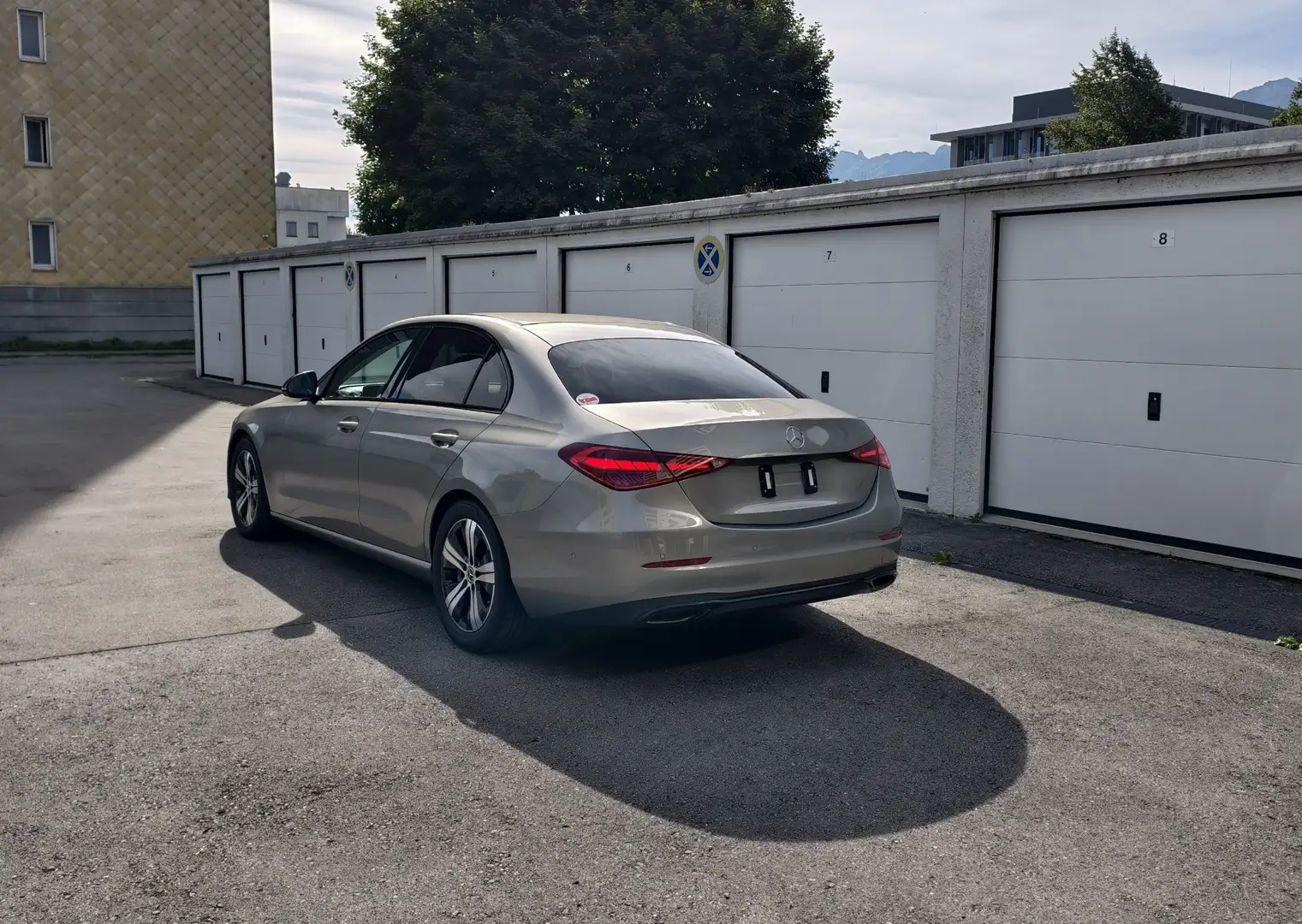 Mercedes-Benz C 300 9G-TRONIC Avantgarde - 2