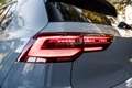 Volkswagen Golf 8*R-LINE*FULL*PANO*HUD*HARMAN*VOLANTCHAUF*KITHIVER Grijs - thumbnail 9