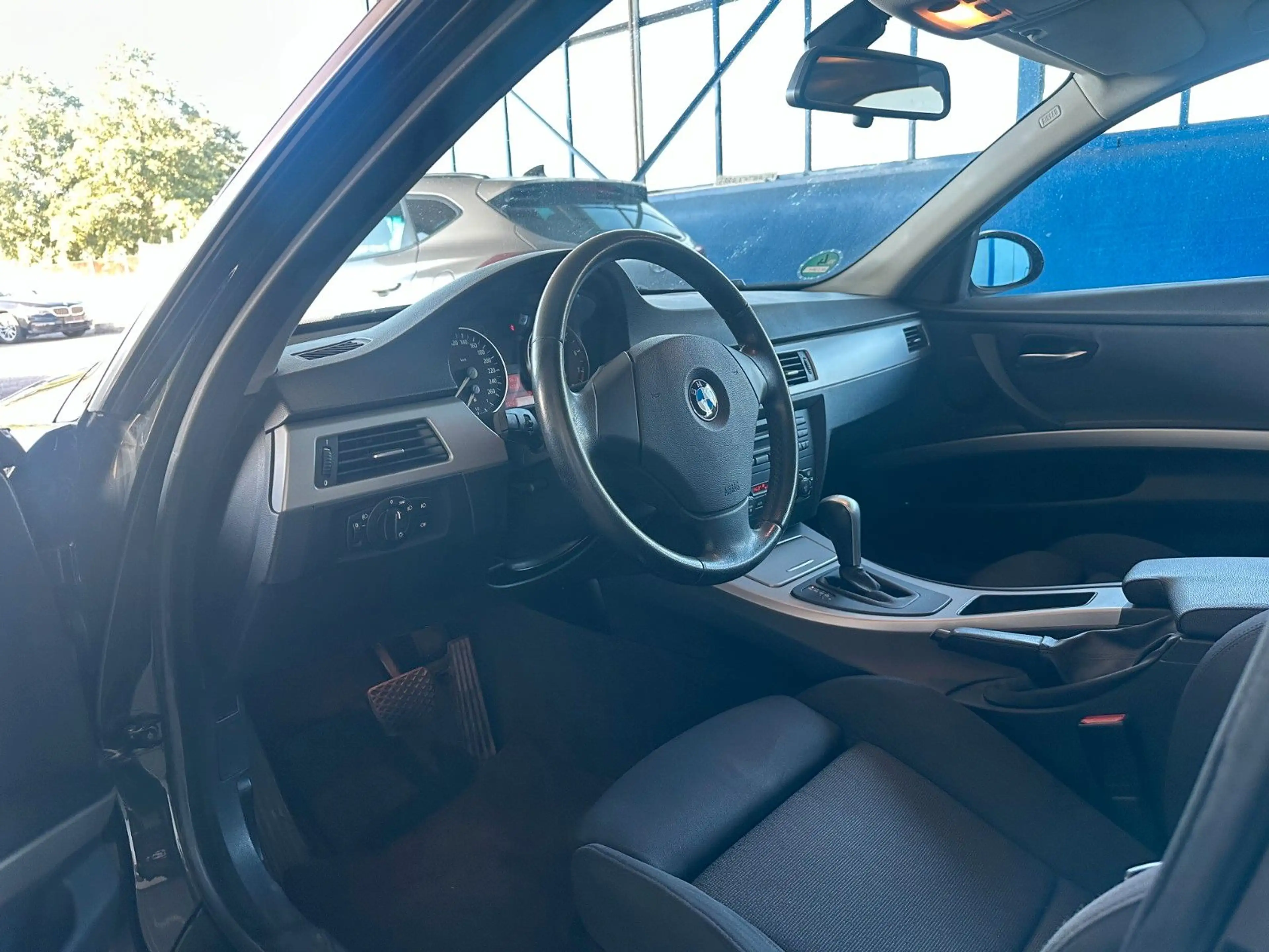 BMW 325 3 Limousine 325 i / 2.Hand / PDC — photo 11
