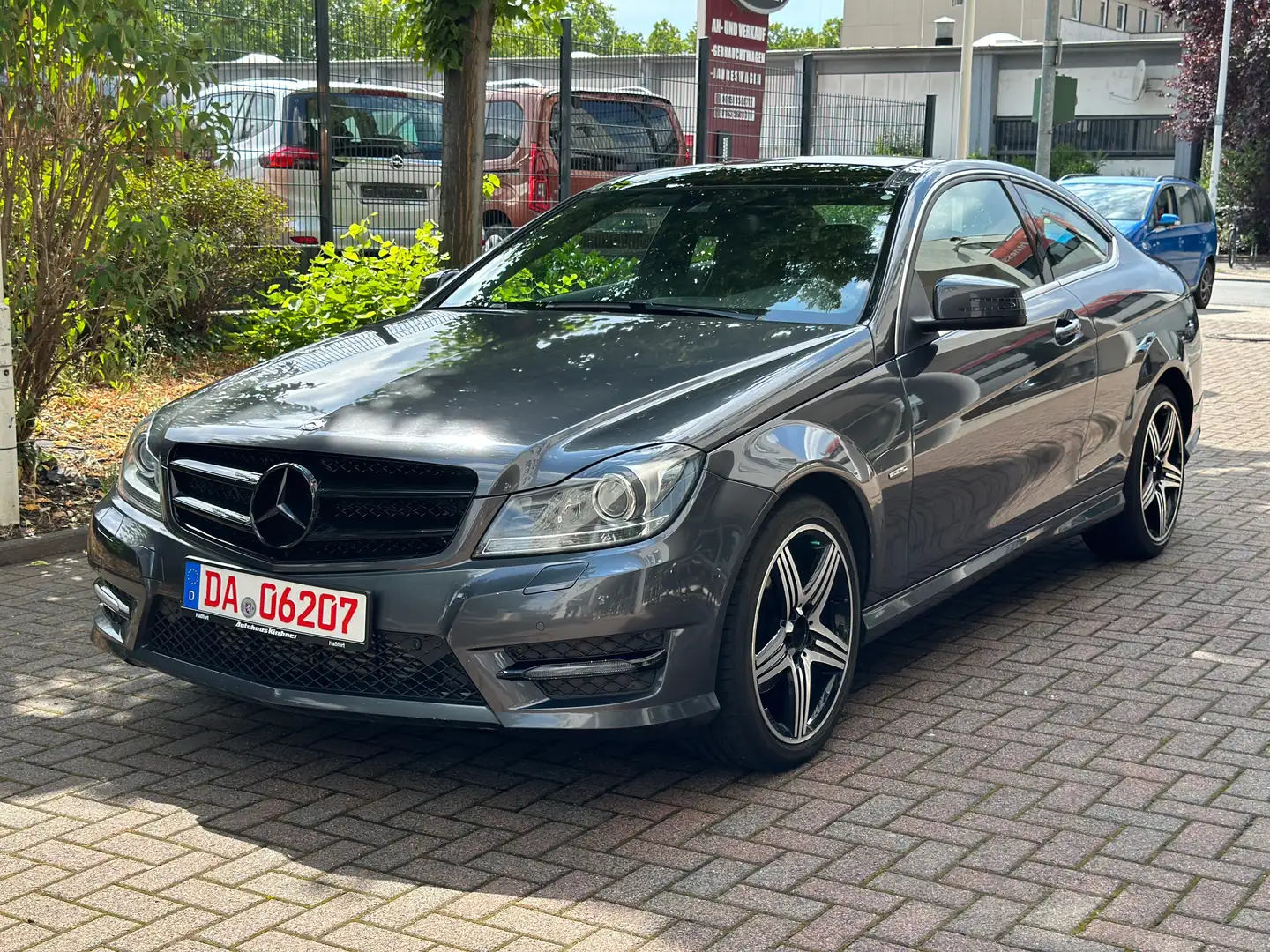 Mercedes-Benz C 220 C 220 Edition C AMG Line /Tüv-Neu/Klima.A/Pano Grau - 2