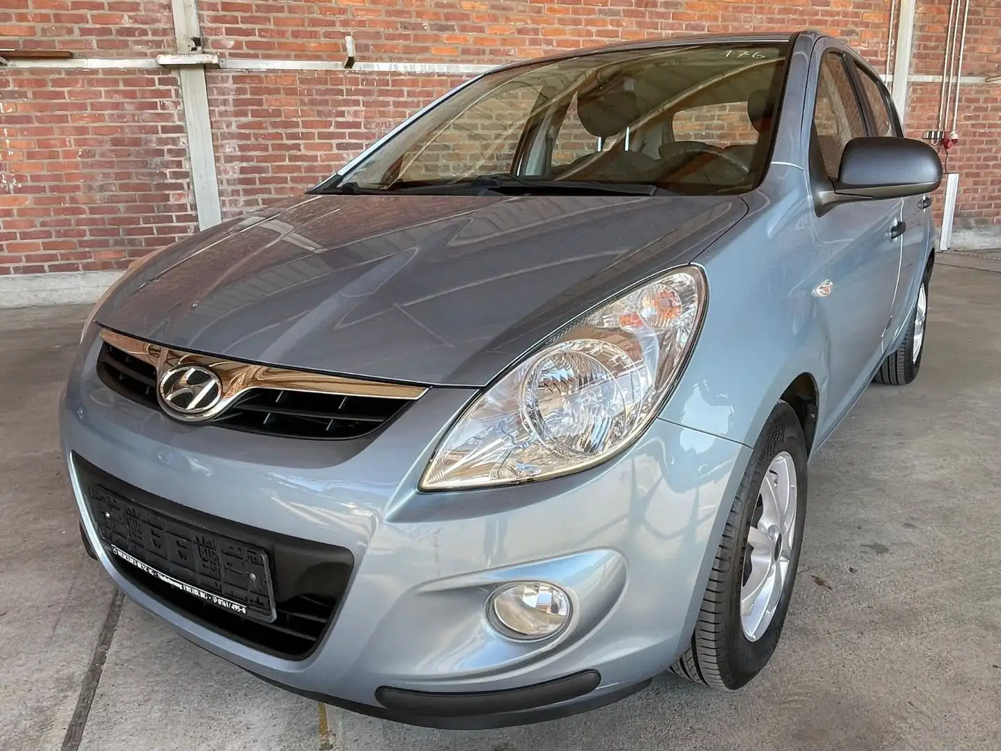 Hyundai i20 1.2 Trend/1.Hand/KLIMA/EL.Fenster/TÜV NEU Bleu - 1