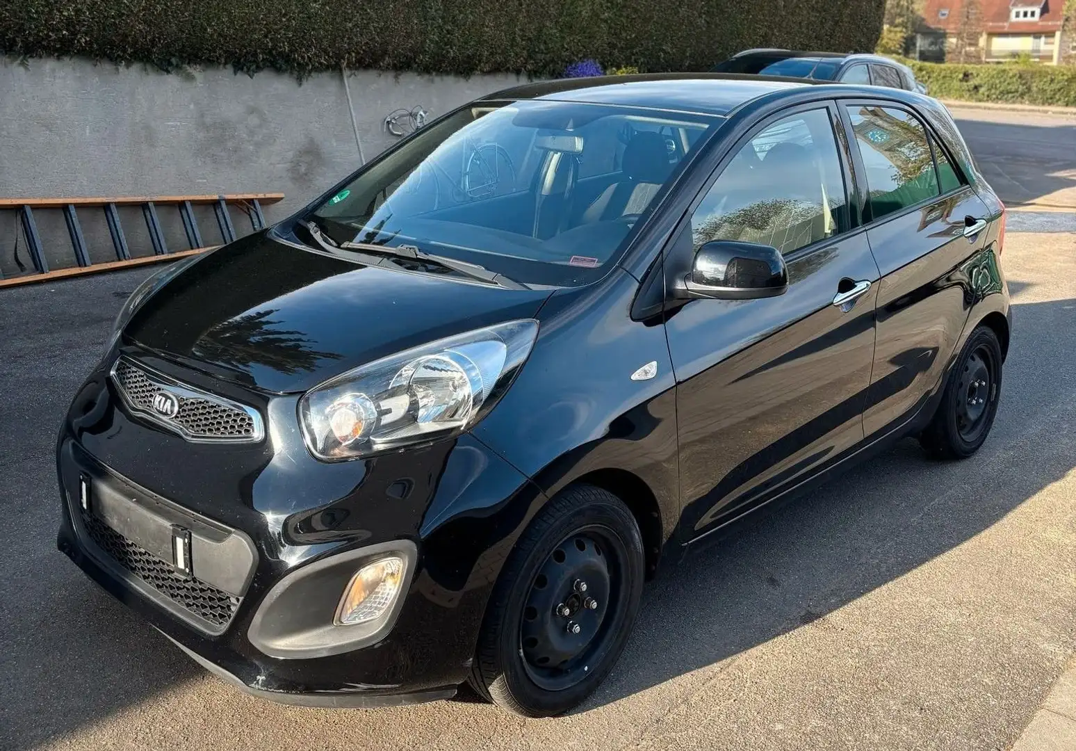 Kia Picanto Picanto 1.0 Fifa World Cup Edition Schwarz - 1