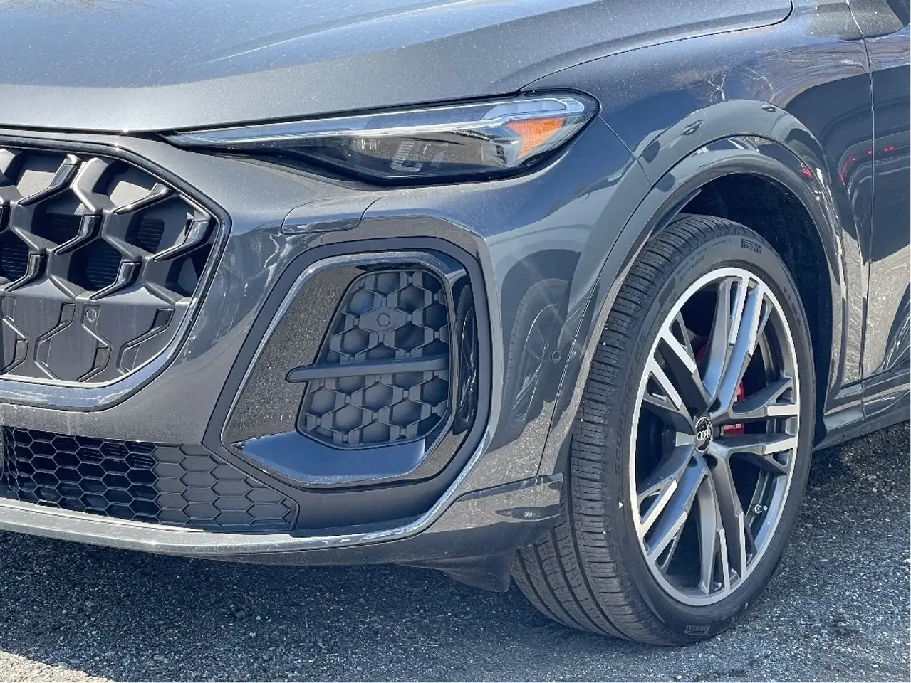 Audi SQ5 снимка Audi SQ5