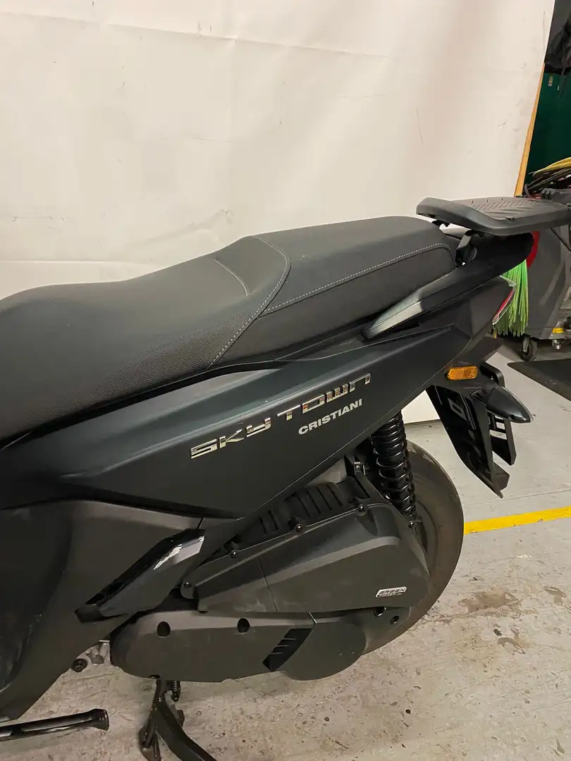Kymco Skytown 125 - SOLO EXPORT Nero - 2