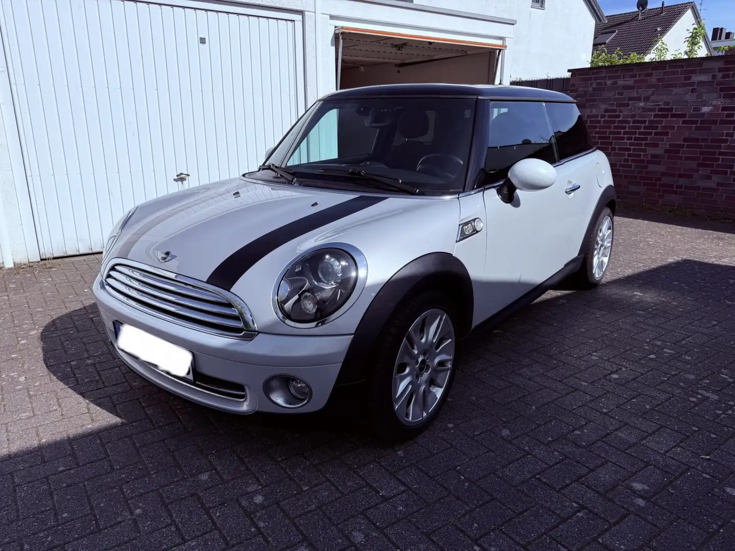 MINI Cooper 50 Camden - 2
