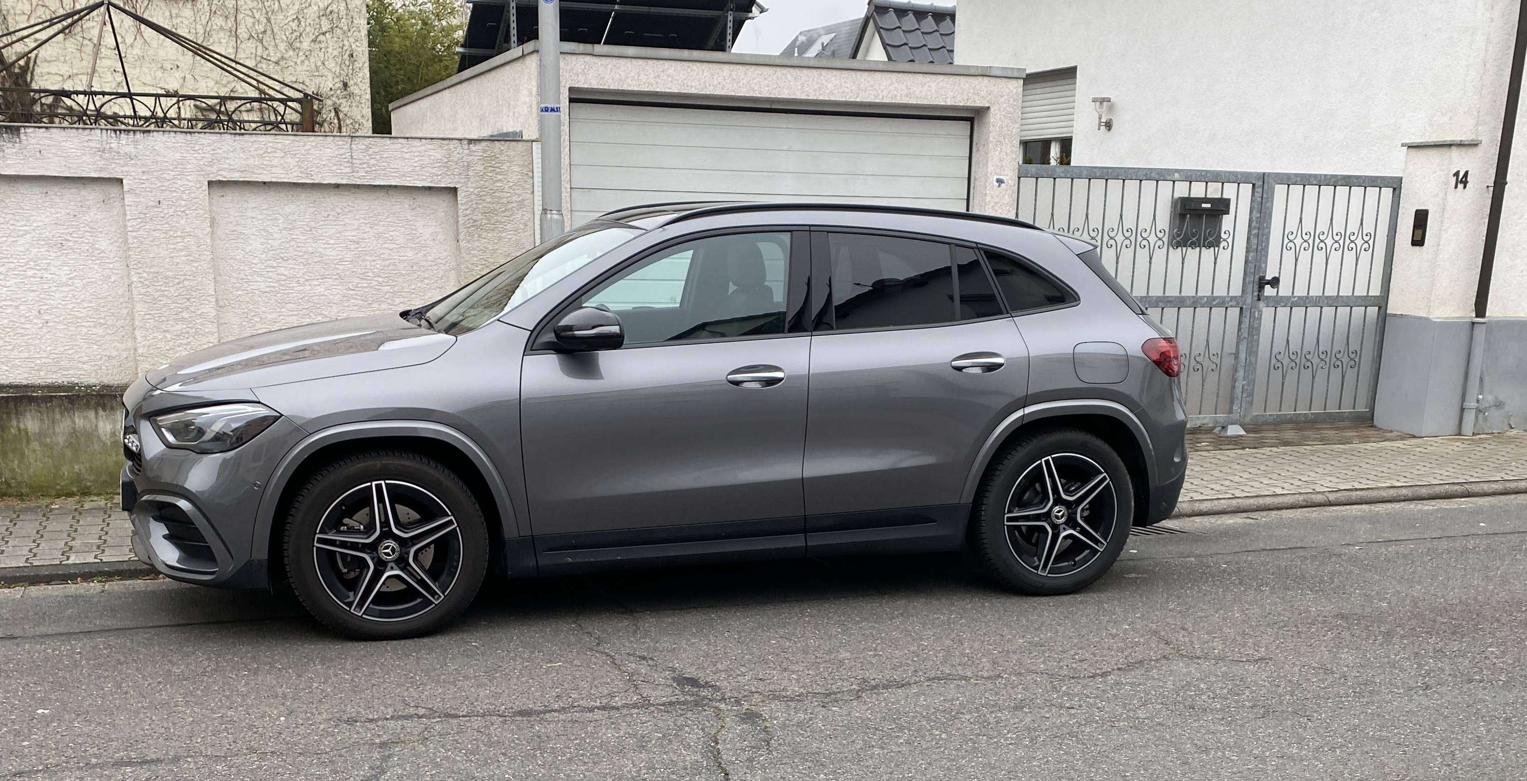 Second hand Mercedes Benz Gla-Class 200