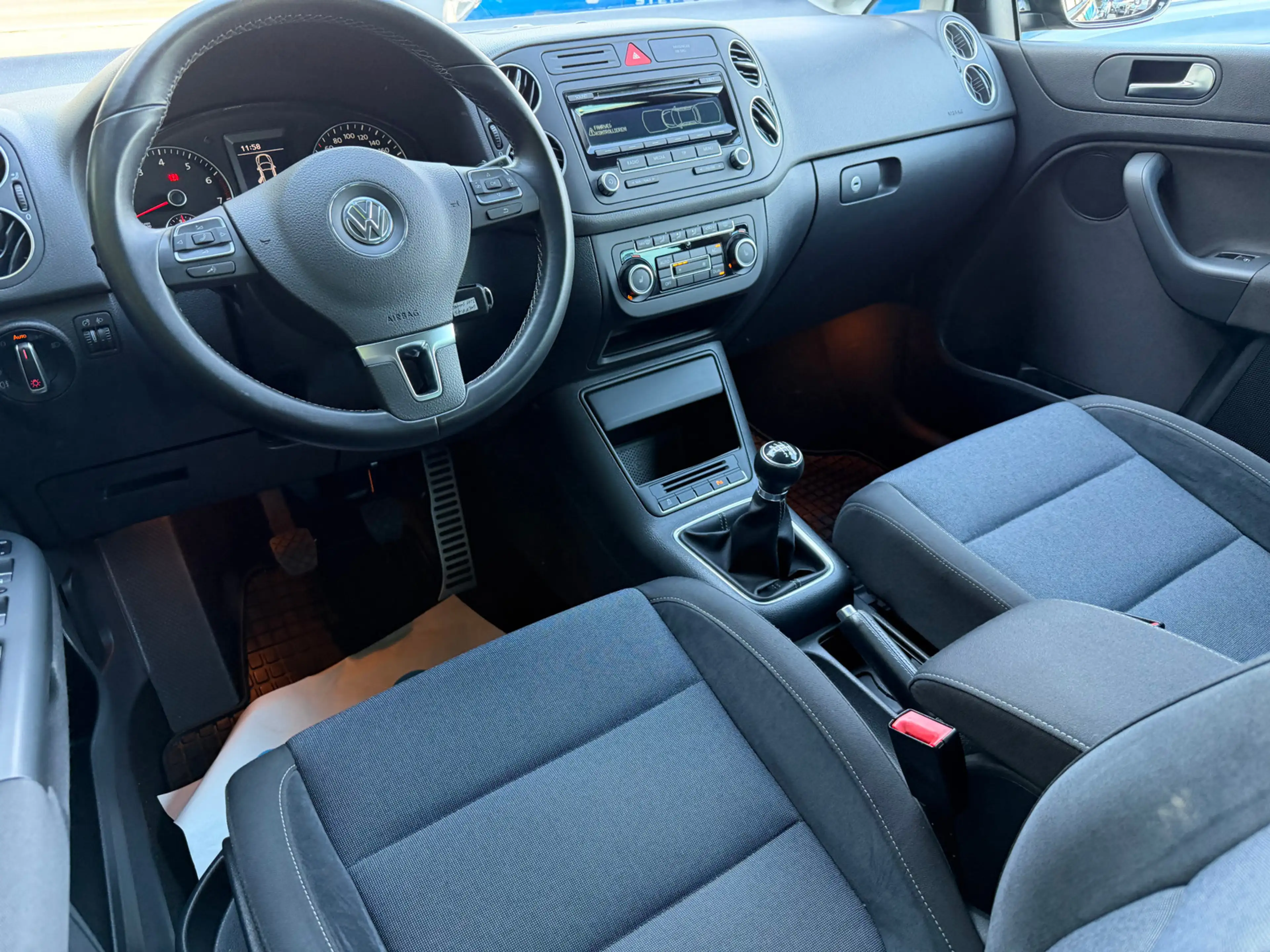 Volkswagen Golf Plus VI Style *PDC*Tempomat*6 Gang* — photo 9