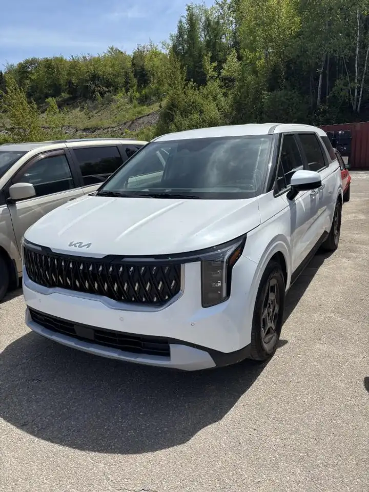 2025 Kia Carnival