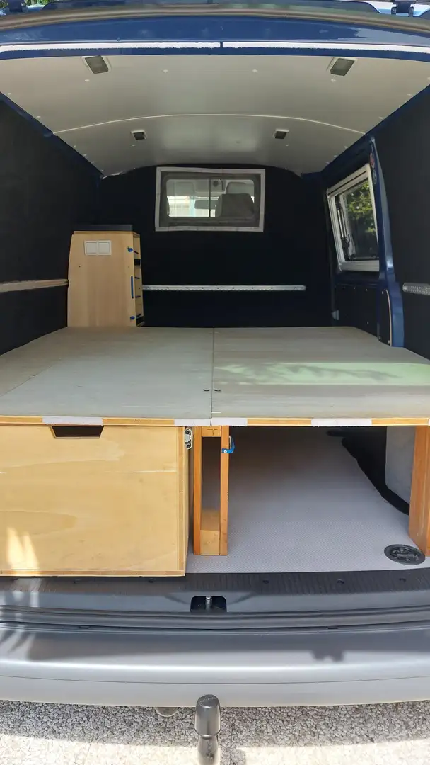 Volkswagen Transporter Blau - 2