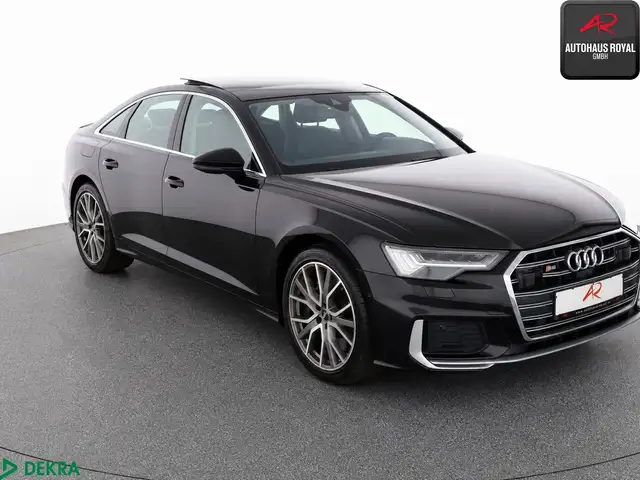 Audi S6 view 7