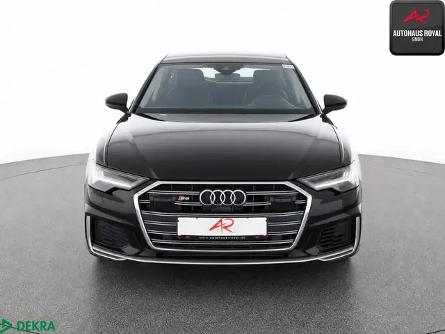 Audi S6 view 8