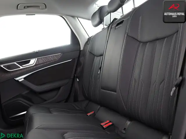 Audi S6 view 12