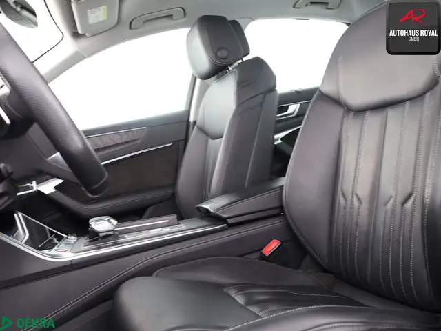Audi S6 view 11