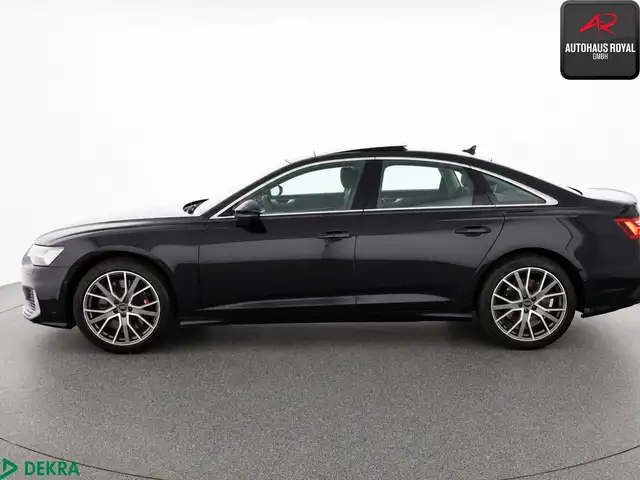 Audi S6 view 2